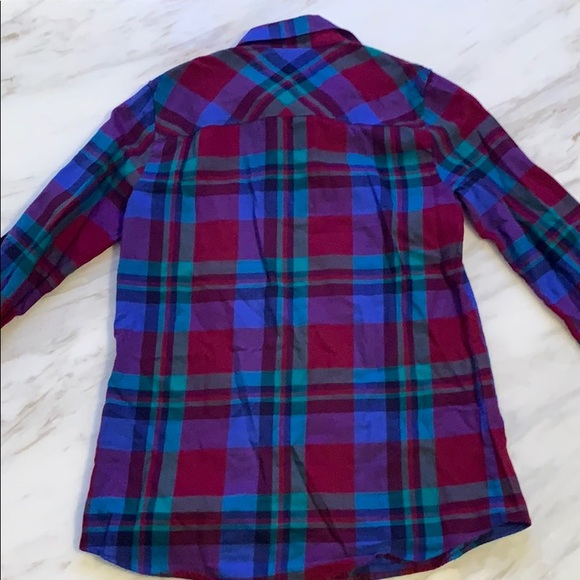 J Crew Women’s Button Down - Picture 3 of 3